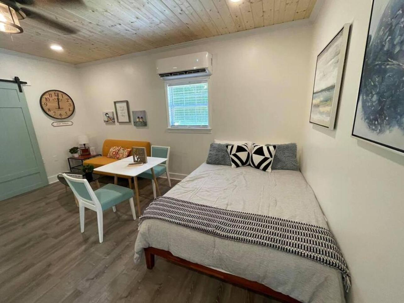 Beautifully Renovated Studio 2 Miles From Marina! Winchester Dış mekan fotoğraf