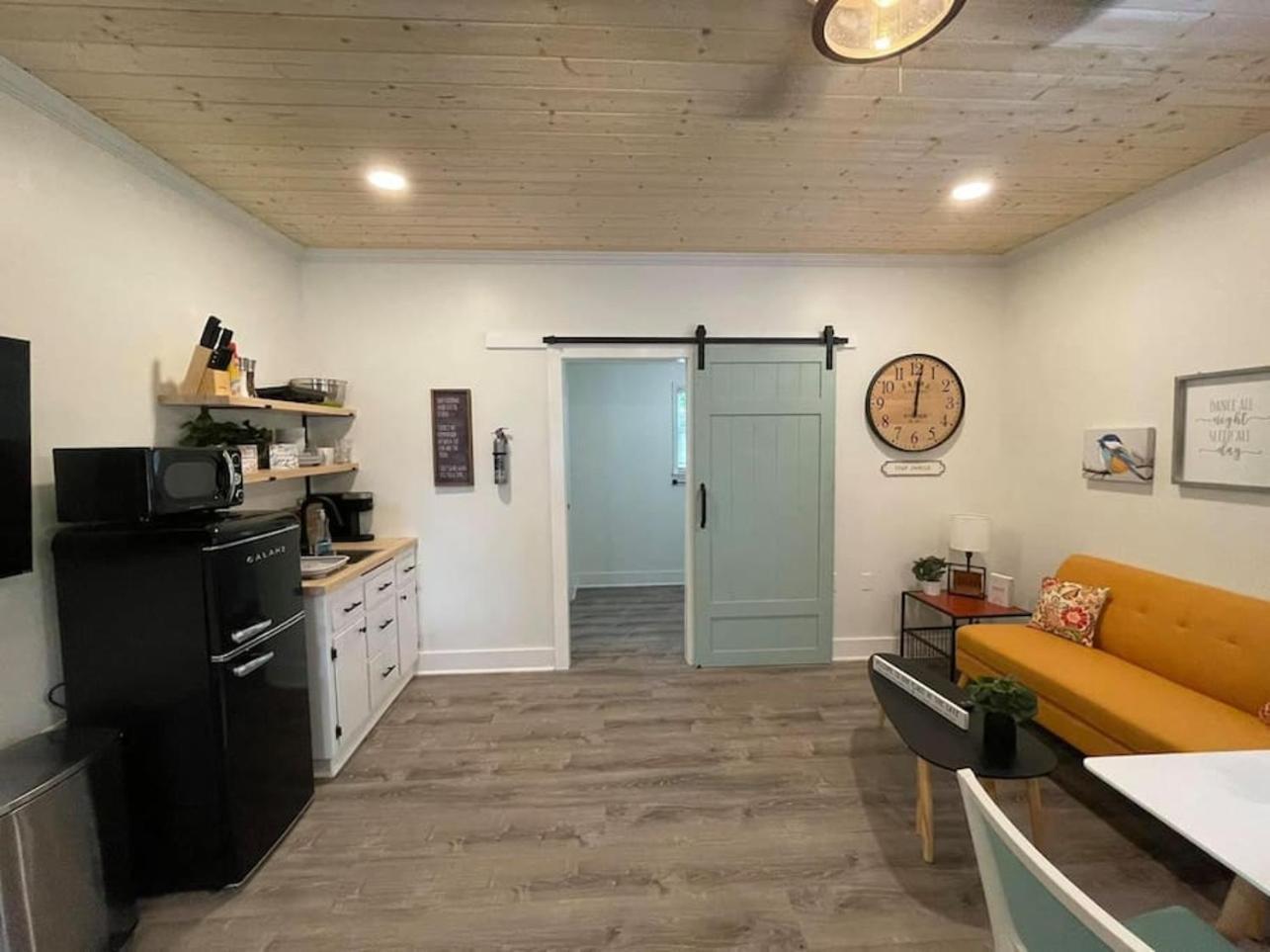 Beautifully Renovated Studio 2 Miles From Marina! Winchester Dış mekan fotoğraf
